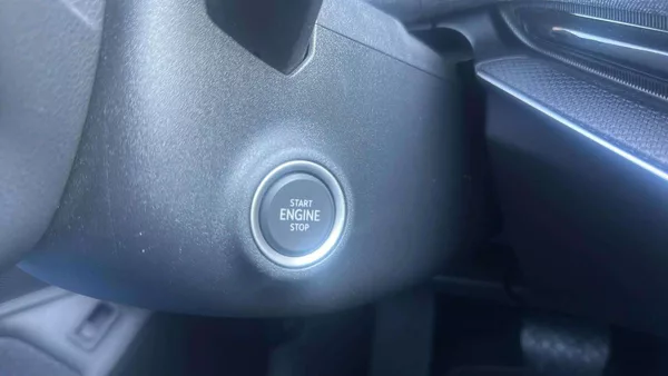 Škoda Superb liftback Selection 2,0TDI 110k - foto 19