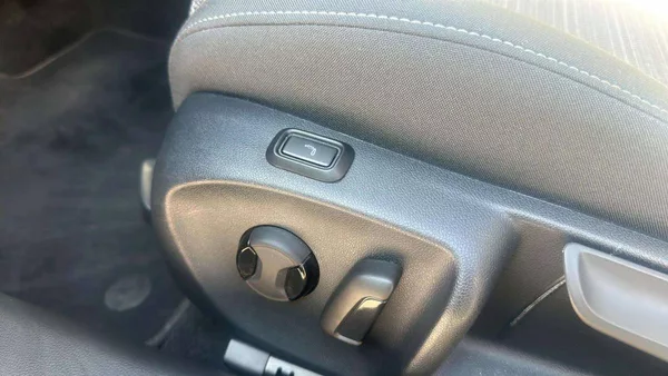 Škoda Superb liftback Selection 2,0TDI 110k - foto 20