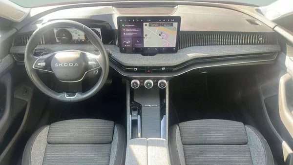 Škoda Superb liftback Selection 2,0TDI 110k - foto 5