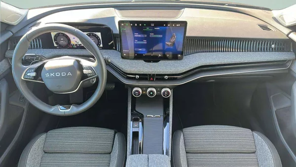 Škoda Superb Combi Selection 2,0TDI 110kW D - foto 5