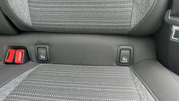 Škoda Superb Combi Selection 2,0TDI 110kW D - foto 24