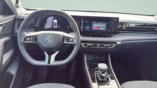 MG HS EMOTION 1,5 TGI Hybrid+ AT2 (1 - foto 15