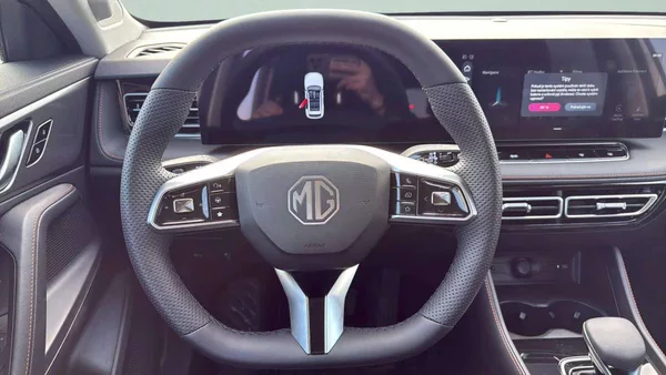MG HS EMOTION 1,5 TGI Hybrid+ AT2 (1 - foto 16
