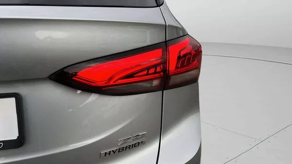 MG ZS HEV EXCLUSIVE 1.5L (145kW) SUV - foto 46