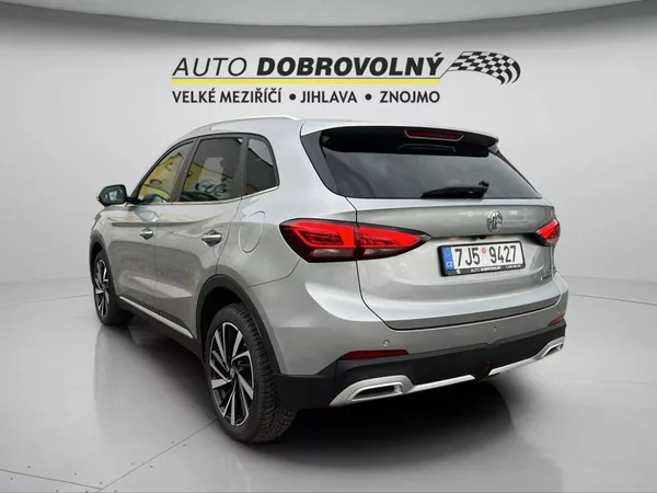 MG ZS HEV EXCLUSIVE 1.5L (145kW) SUV - foto 6