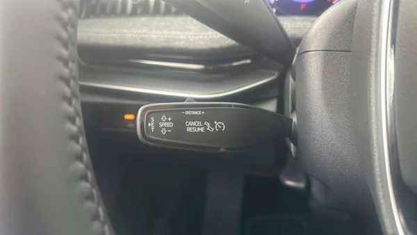 Škoda Superb Combi Selection 2,0TDI 110kW D - foto 12