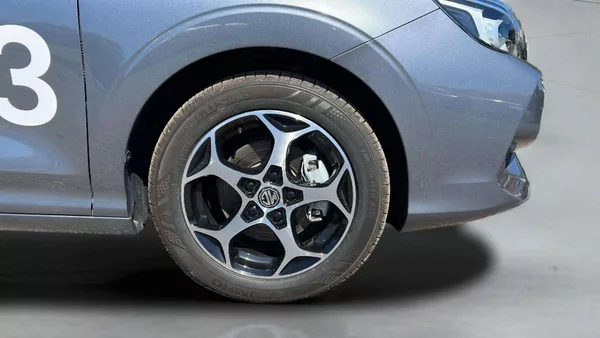 MG MG3 ELEGANCE MT5 1.5L HATCH (85kW) - foto 35