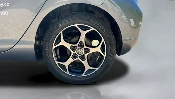 MG MG3 ELEGANCE MT5 1.5L HATCH (85kW) - foto 38