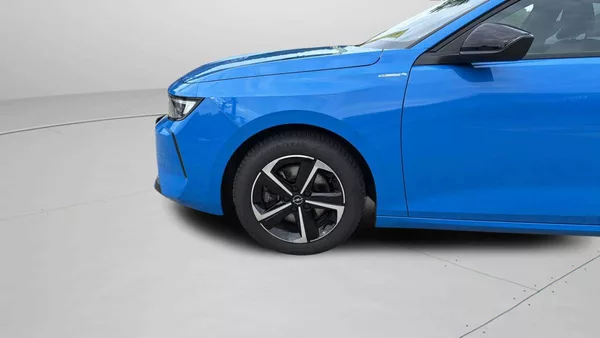 Opel Astra Edition ST 1.2 TURBO (96kW/130 - foto 20