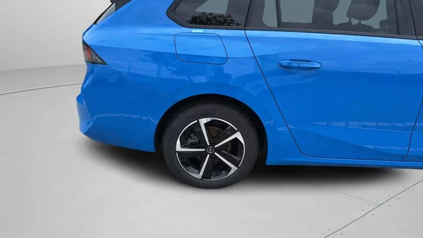 Opel Astra Edition ST 1.2 TURBO (96kW/130 - foto 22