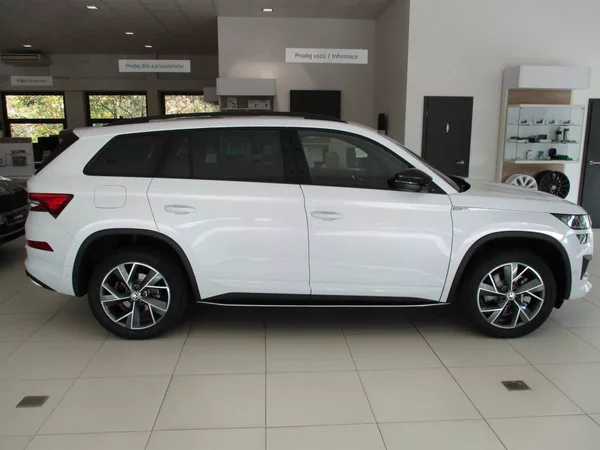 Škoda Kodiaq Sportline 2,0TDI/147kW 4x4 DSG - foto 12