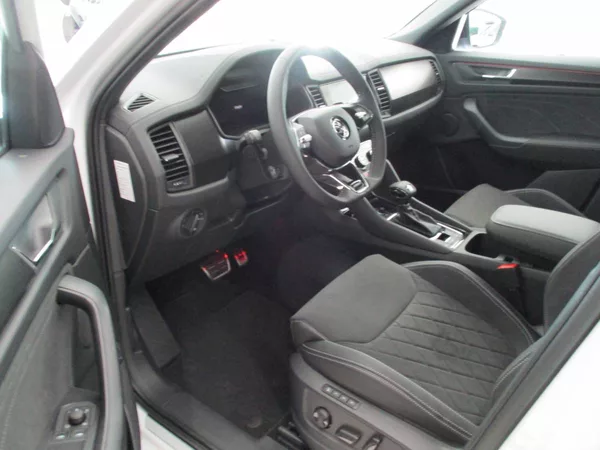 Škoda Kodiaq Sportline 2,0TDI/147kW 4x4 DSG - foto 4