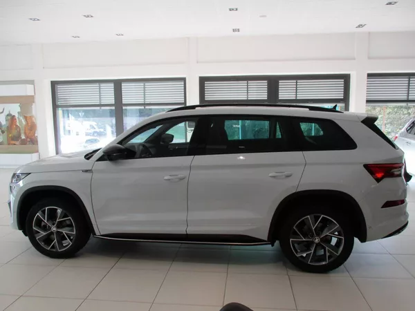 Škoda Kodiaq Sportline 2,0TDI/147kW 4x4 DSG - foto 8
