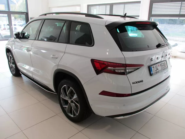 Škoda Kodiaq Sportline 2,0TDI/147kW 4x4 DSG - foto 9
