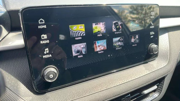 Škoda Fabia Selection 1,0 MPI 59kW MT5/476 - foto 12