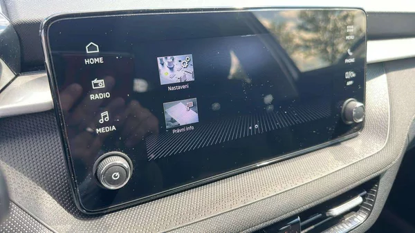 Škoda Fabia Selection 1,0 MPI 59kW MT5/476 - foto 13