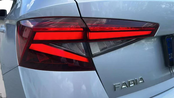 Škoda Fabia Selection 1,0 MPI 59kW MT5/476 - foto 25