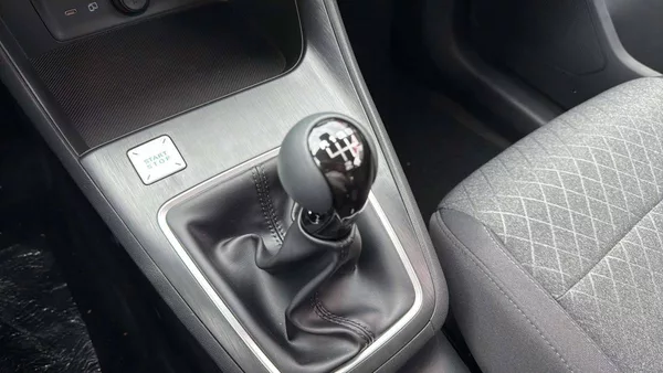 MG ZS EXCITE 1.5 MT5 (85kW/115k) / 1 - foto 20