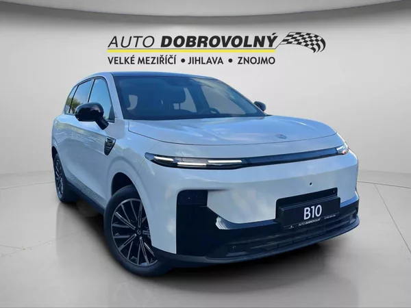 Leapmotor B10 Design hybrid EV baterie 18,8k - foto 12