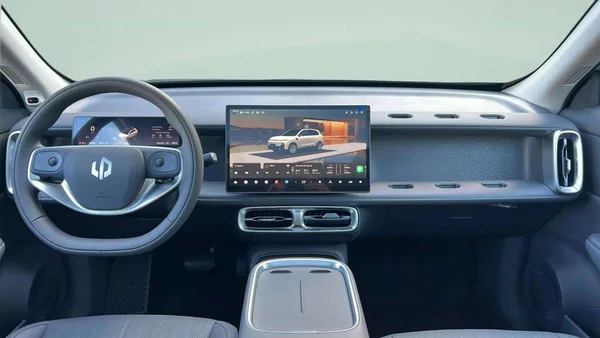 Leapmotor B10 Design hybrid EV baterie 18,8k - foto 15