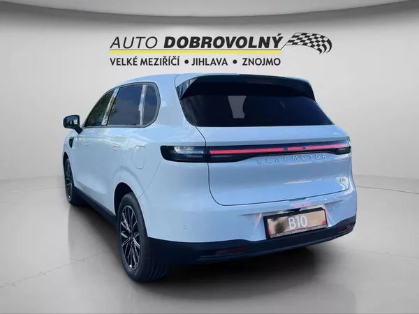 Leapmotor B10 Design hybrid EV baterie 18,8k - foto 6