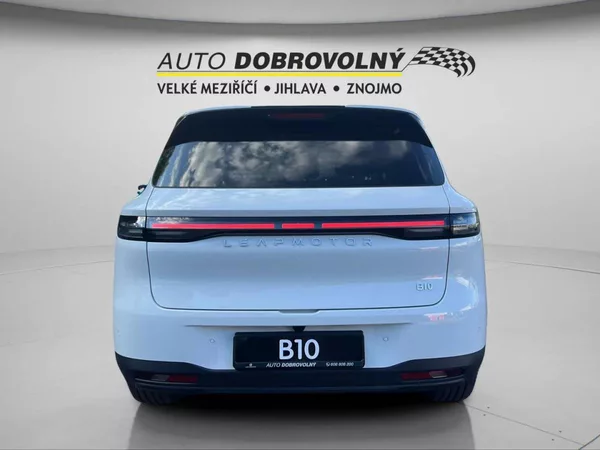 Leapmotor B10 Design hybrid EV baterie 18,8k - foto 7