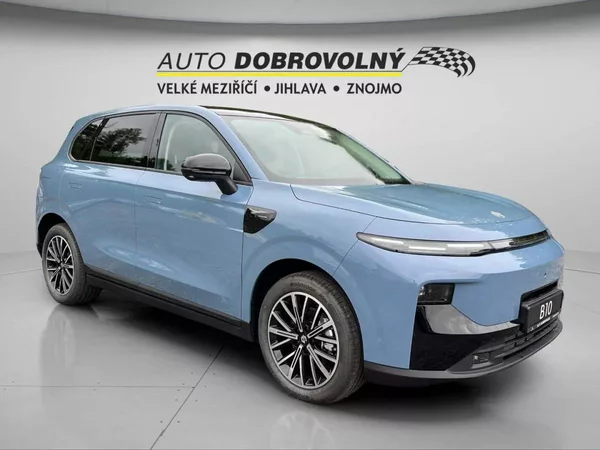 Leapmotor B10 Design hybrid EV baterie 18,8k - foto 11