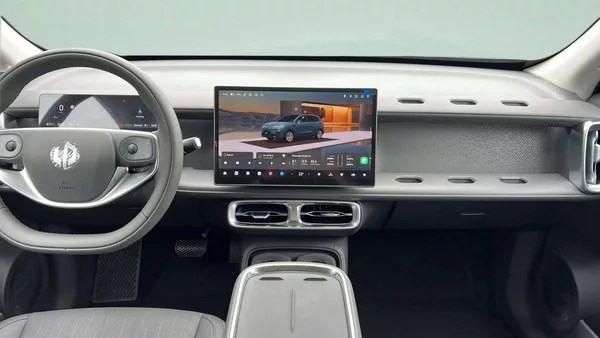 Leapmotor B10 Design hybrid EV baterie 18,8k - foto 15