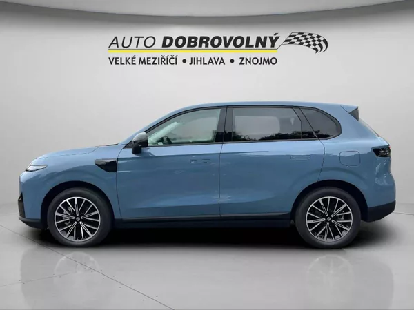 Leapmotor B10 Design hybrid EV baterie 18,8k - foto 4