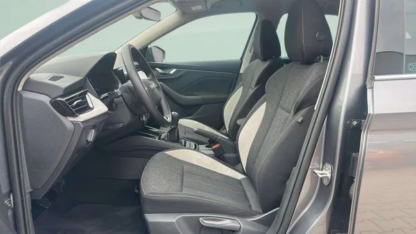 Škoda Scala Top Selection 1,0 TSI 85kW MT6 - foto 6