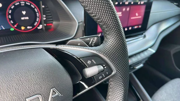 Škoda Octavia Sportline 1,5 TSI m-HEV 110kW - foto 11