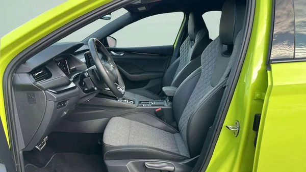 Škoda Octavia Sportline 1,5 TSI m-HEV 110kW - foto 6