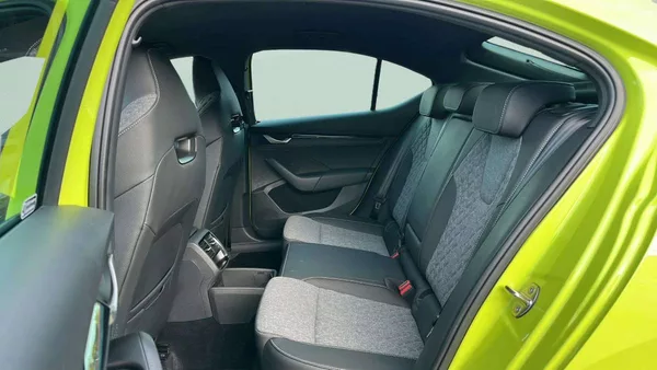 Škoda Octavia Sportline 1,5 TSI m-HEV 110kW - foto 7