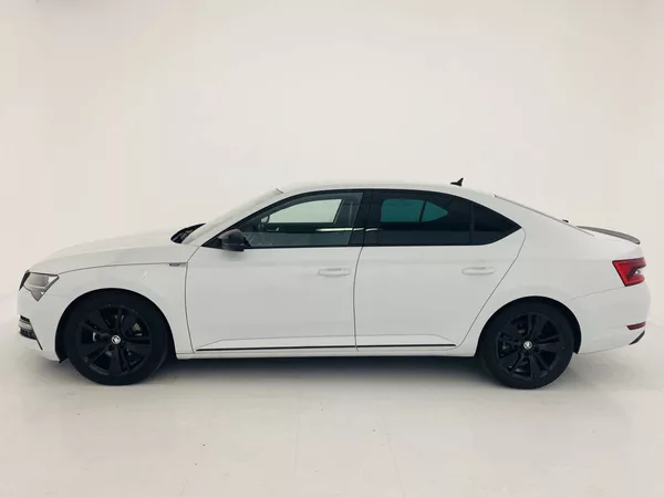 Škoda Superb Sportline liftback 2,0 TDI/11 - foto 3