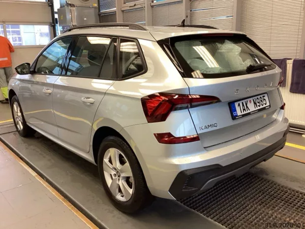Škoda Kamiq Selection 1,0 TSI 85kW MT6/N98 - foto 4