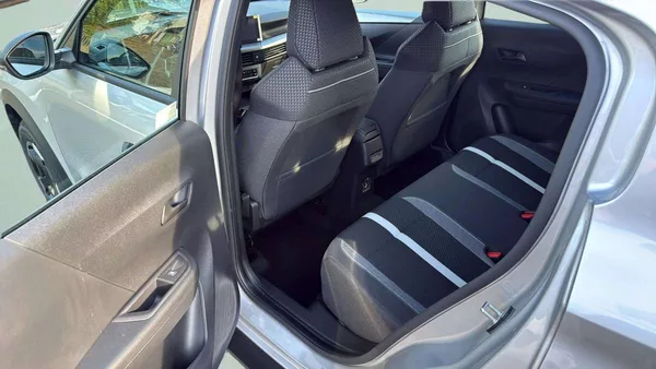 Opel Frontera Edition Hybrid 1.2 TURBO (81kW - foto 19