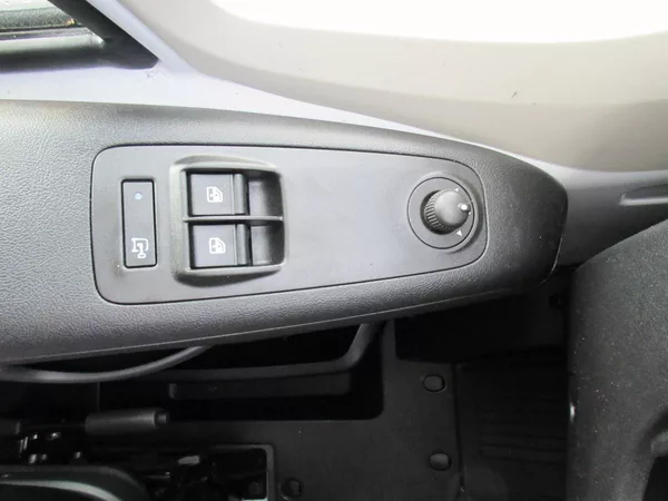 Opel Movano Van 3500 L3H2 2.2CDTI 103kW/14 - foto 16