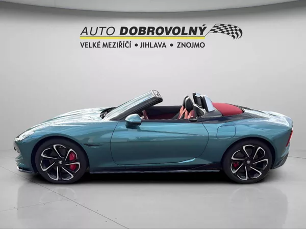 MG Cyberster GT (275kW/375k) / 041740 - foto 4