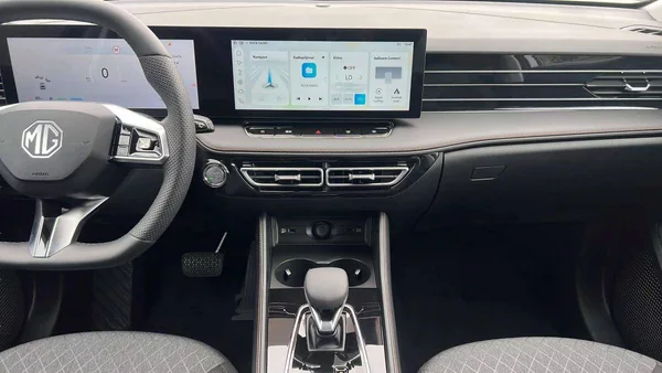 MG HS EMOTION 1,5 TGI Hybrid+ AT2 (1 - foto 15