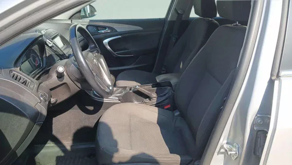 Opel Insignia ST 1.6CDTi MT6 - foto 14