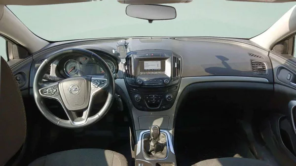 Opel Insignia ST 1.6CDTi MT6 - foto 16