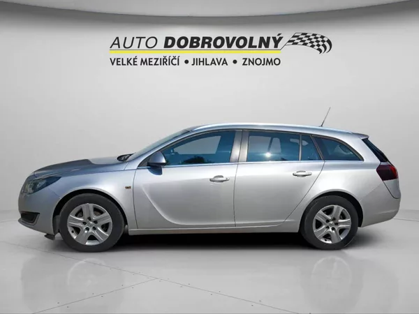 Opel Insignia ST 1.6CDTi MT6 - foto 3