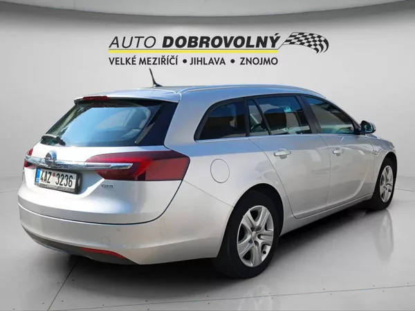 Opel Insignia ST 1.6CDTi MT6 - foto 7