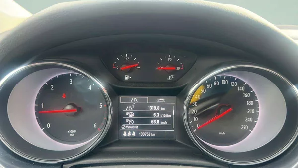 Opel Astra K 5DR Enjoy B16DTE 81kW MT6/00 - foto 9