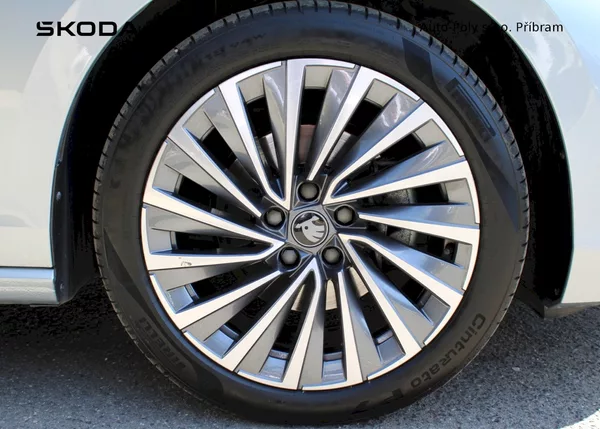 Škoda Superb L&K 2.0TDI / 110kW 7°DSG - foto 23