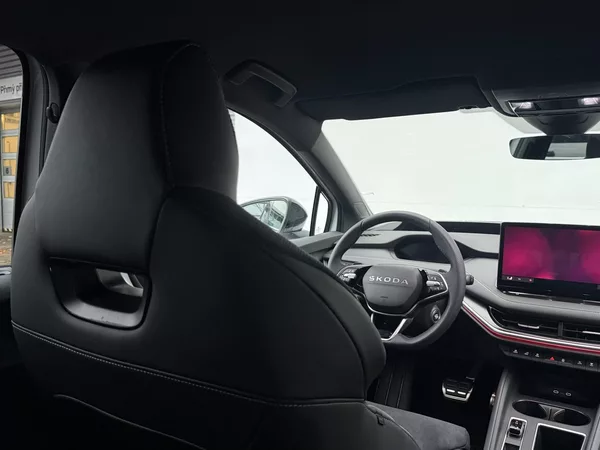 Škoda Elroq Sportline 60 63 kWh elektro - foto 14