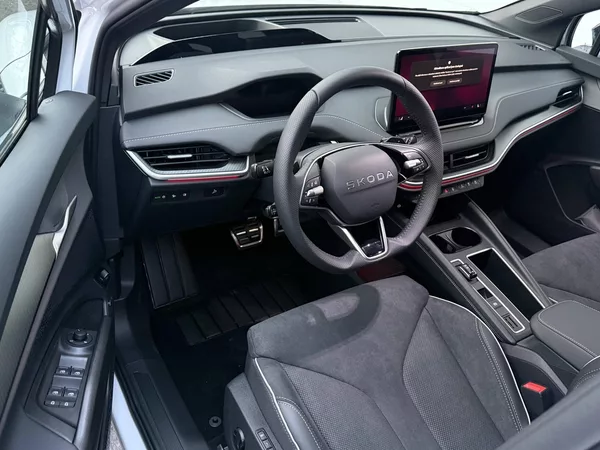Škoda Elroq Sportline 60 63 kWh elektro - foto 4