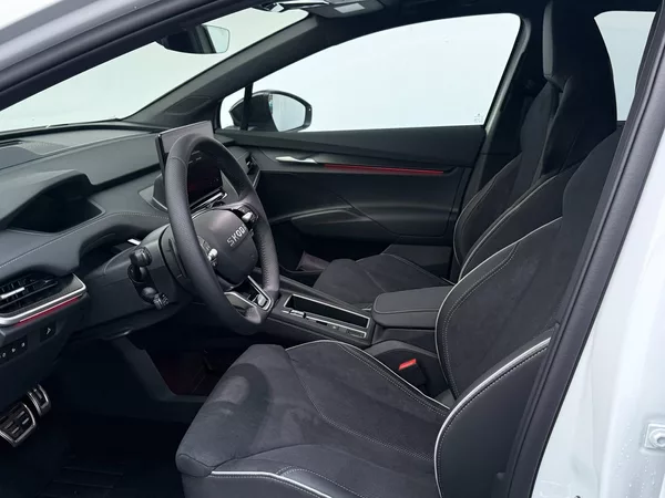 Škoda Elroq Sportline 60 63 kWh elektro - foto 6