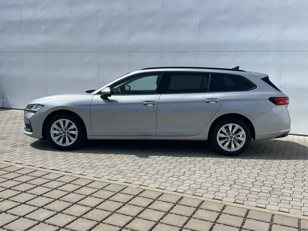 Škoda Superb Selection 7DSG 2,0TDI - foto 2