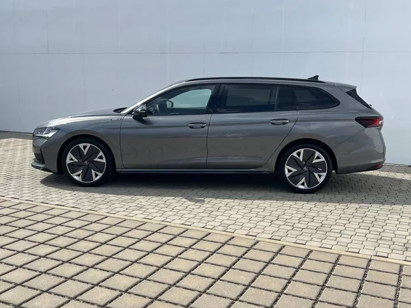 Škoda Superb Sportline DSG 2,0TDI - foto 2